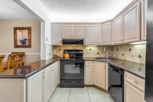 215 Pine Hov Circle D-2, Greenacres, FL 33463 Sold 04/19/24