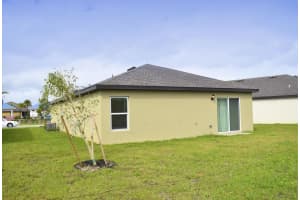 5335 Entertainment Way, Fort Pierce, FL 34947 Sold 05/31/24