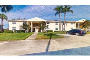 400 Grove Isle Circle 400, Vero Beach, FL 32962 Sold 02/22/24