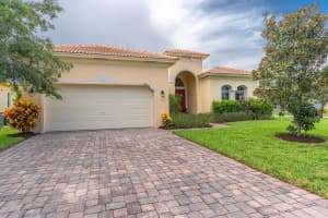 5531 Place Lake Drive, Fort Pierce, FL 34951 Sold 03/01/24
