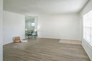 64 Woodland Drive 102, Vero Beach, FL 32962 Sold 04/30/24