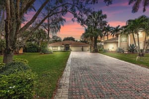 6740 NW 41st Street, Coral Springs, FL 33067 Sold 03/27/24