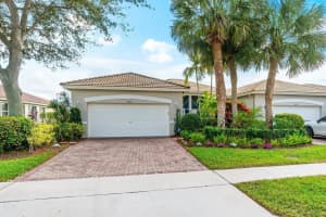 10661 Royal Caribbean Circle, Boynton Beach, FL 33437 Sold 05/14/24