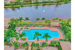 669 Pacific Grove Drive 1, West Palm Beach, FL 33401 Sold 02/23/24