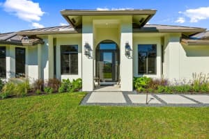 2920 Appaloosa Trail, Wellington, FL 33414 Sold 05/10/24