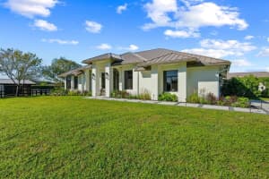 2920 Appaloosa Trail, Wellington, FL 33414 Sold 05/10/24