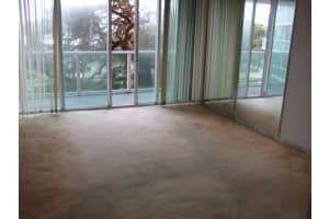 333 NE 21st Avenue, Deerfield Beach, FL 33441 Sold 05/30/24