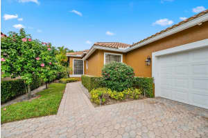 4533 Barclay Fair Way, Lake Worth, FL 33449 Sold 04/22/24