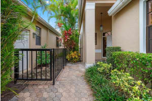 4561 Barclay Fair Way, Lake Worth, FL 33449 Sold 05/15/24