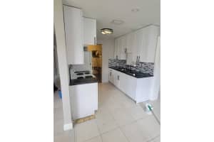 1410 8th Street, West Palm Beach, FL 33401 Sold 04/05/24