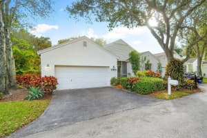 7689 Forest Green Lane, Boynton Beach, FL 33436 Sold 04/03/24