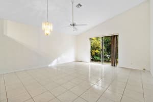 7689 Forest Green Lane, Boynton Beach, FL 33436 Sold 04/03/24