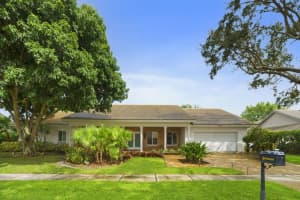 3065 Saint James Drive, Boca Raton, FL 33434 Sold 03/13/24