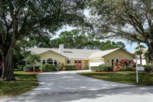 1186 SW Mirror Lake Cove, Port St Lucie, FL 34986 Sold 06/03/24