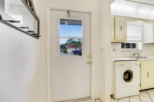 868 Worcester Lane B, Lake Worth, FL 33467 Sold 06/07/24