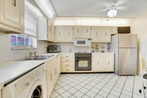 868 Worcester Lane B, Lake Worth, FL 33467 Sold 06/07/24