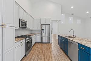 110 Princewood Lane, Palm Beach Gardens, FL 33410 Sold 04/17/24