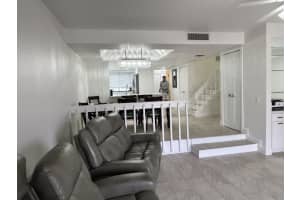 718 NE 20th Lane, Boynton Beach, FL 33435 Sold 05/01/24