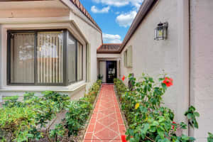 6172 Kings Gate Circle, Delray Beach, FL 33484 Sold 05/29/24