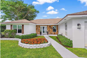 7961 W Lake Drive, Lake Clarke Shores, FL 33406 Sold 05/28/24