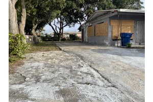 1122 W 26th Court, Riviera Beach, FL 33404 Sold 04/12/24