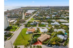 390 Neptune Road, Juno Beach, FL 33408 Sold 10/03/24