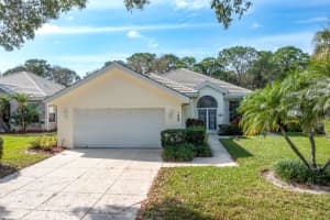 7554 SE Fiddlewood Lane, Hobe Sound, FL 33455 Sold 05/15/24