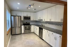 5271 Tennis Lane, Delray Beach, FL 33484 Sold 04/19/24