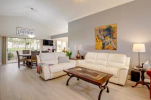 1955 Oak Berry Circle, Wellington, FL 33414 Sold 04/04/24