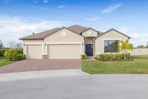 5796 1st Lane, Vero Beach, FL 32968 Sold 04/25/24