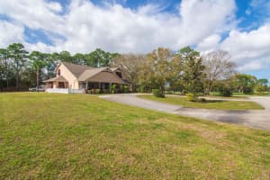 505 Wright Circle, Vero Beach, FL 32968 Sold 05/30/24