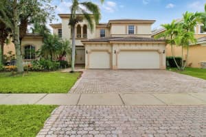 9214 Pineville Drive, Lake Worth, FL 33467 Sold 04/30/24