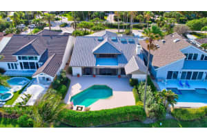 6945 SE Harbor Circle, Stuart, FL 34995 Sold 04/23/24