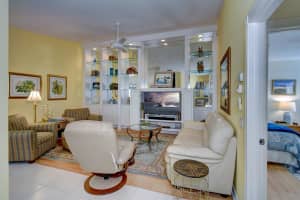 9033 SE Hawks Nest Court, Hobe Sound, FL 33455 Sold 03/01/24