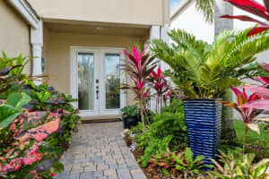 268 Kensington Way, Royal Palm Beach, FL 33414 Sold 02/28/24