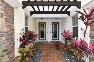 139 Crape Myrtle Lane, Wellington, FL 33414 Sold 03/26/24