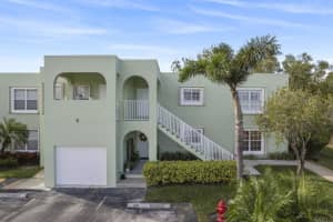 2083 SE Wild Meadow Circle, Port St Lucie, FL 34952 Sold 04/03/24