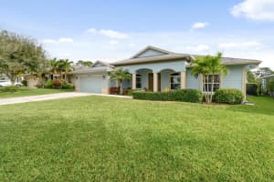 8684 SE Pinehaven Avenue, Hobe Sound, FL 33455 Sold 06/28/24
