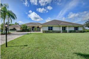 15300 Estancia Lane, Wellington, FL 33414 Sold 04/15/24