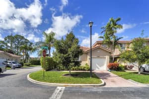 6468 Park Lake Circle 1, Boynton Beach, FL 33437 Sold 04/17/24