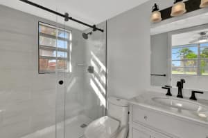 11 Willowbrook Lane 108, Delray Beach, FL 33446 Sold 03/12/24