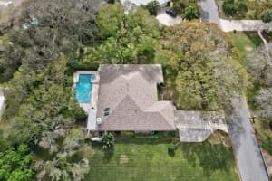 470 38th Square SW, Vero Beach, FL 32968 Sold 05/10/24