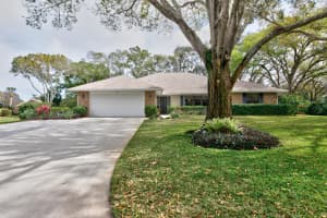 470 38th Square SW, Vero Beach, FL 32968 Sold 05/10/24