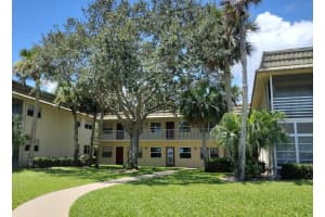 47 Vista Gardens Trail 105, Vero Beach, FL 32962 Sold 03/05/24