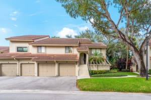 5600 Coach House Circle H, Boca Raton, FL 33486 Sold 07/24/24