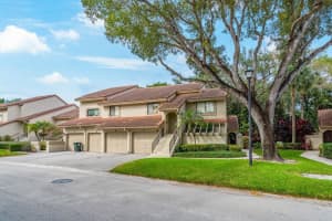 5600 Coach House Circle H, Boca Raton, FL 33486 Sold 07/24/24