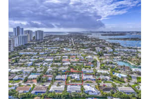 1231 Manor Drive, Singer Island, FL 33404 Sold 03/13/24