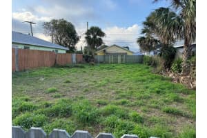 1040 18th Street, West Palm Beach, FL 33407 Sold 12/17/24