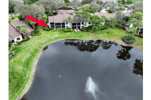 6404 SE Brandywine Court 101, Stuart, FL 34997 Sold 04/30/24