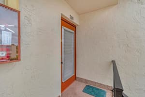 9 Willowbrook Lane 208, Delray Beach, FL 33446 Sold 03/28/24